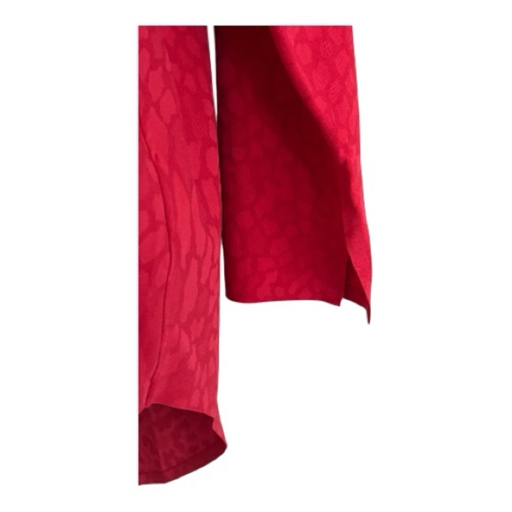 Athleta Urbanite Textured Red Button-Front Long Sleeve Shirt Sz M - Picture 5 of 10